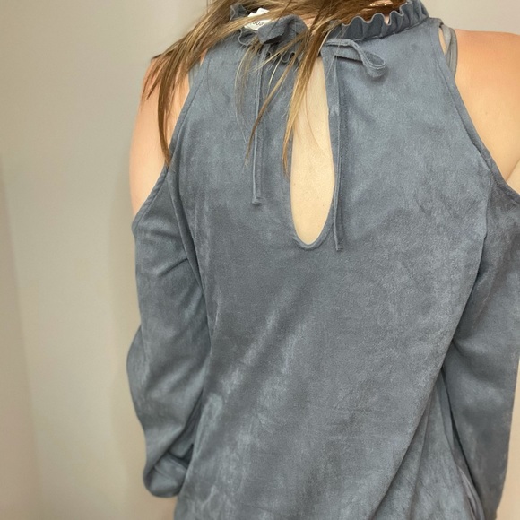 ❌SOLD❌kensie Gray Suede Long Sleeve Dress with Cutouts - Picture 2 of 5